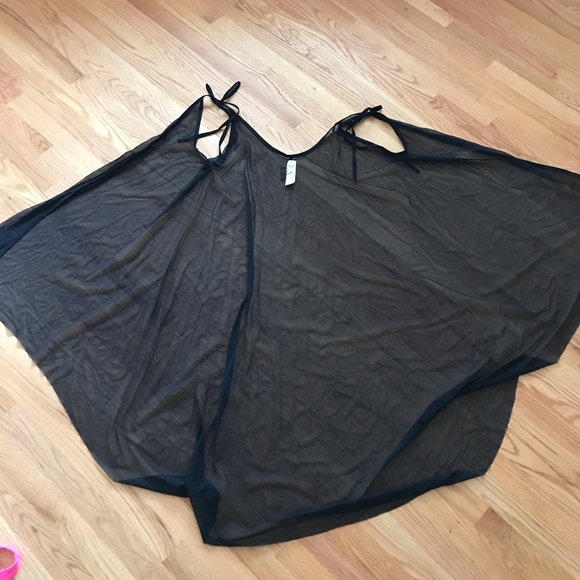 Sleeveless mesh cover up - Picture 3 of 4